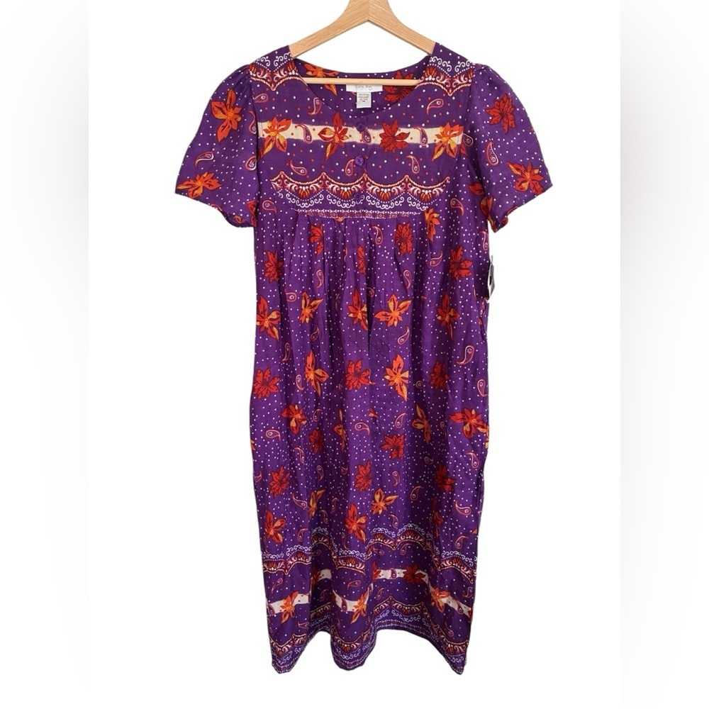 VTG CORAL BAY Nightgown M Housedress Mumu Multi Floral Boho Granny Cottage